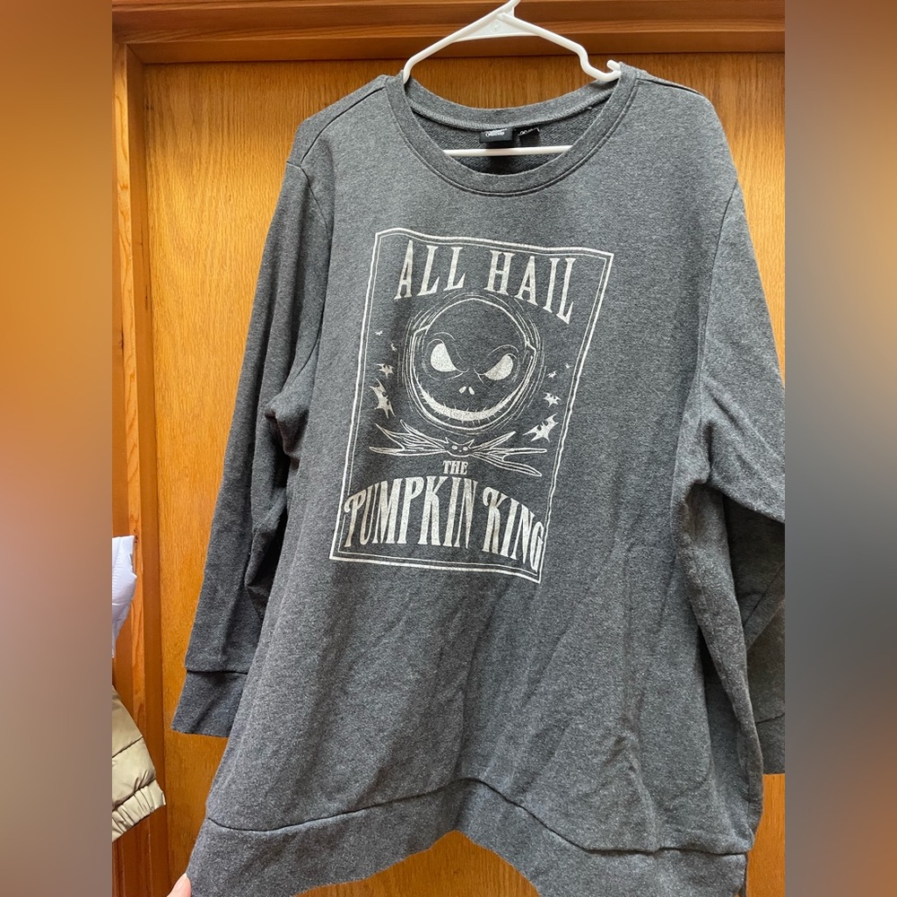 Jack Skellington sweatshirt 26/28